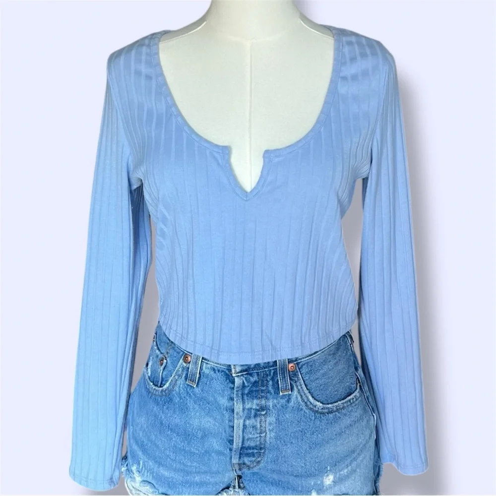 Lisa Says Gah Blue Long Sleeve Top